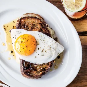 Fancy Grilled Cheese With a Fried Egg